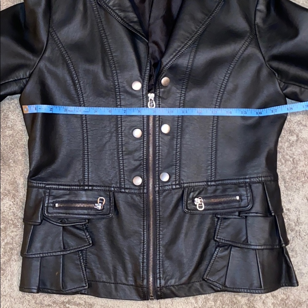 Ness Jacket - Picture 10 of 11